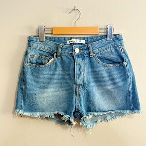 Bluenotes Demin VINTAGE BOYFRIEND SHORT 2” Inseam w Button Up Fly